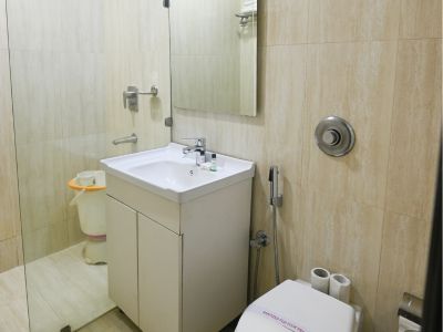 bathroom-sohy-residency (1)