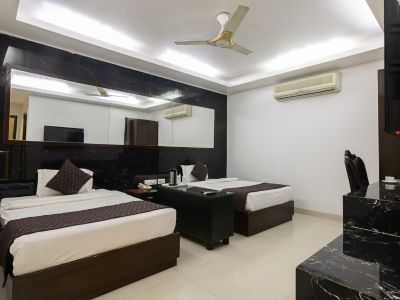 super-deluxe-sohy-residency (2)